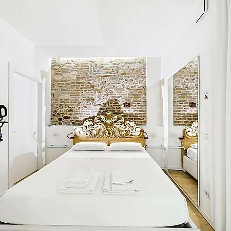 Casa Diaz 3* Verona