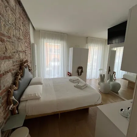 Casa Diaz Bed & Breakfast *